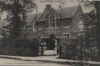 Кембриджская средняя школа для мальчиков 1900 год